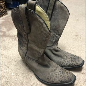 Women’s Corral Leopard Cowboy Boots